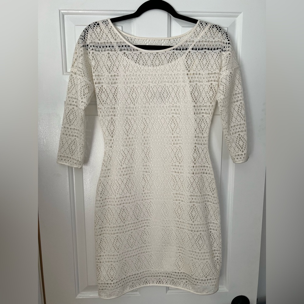 Express White Sheath Dress with 3/4 Sleeves for bridal events